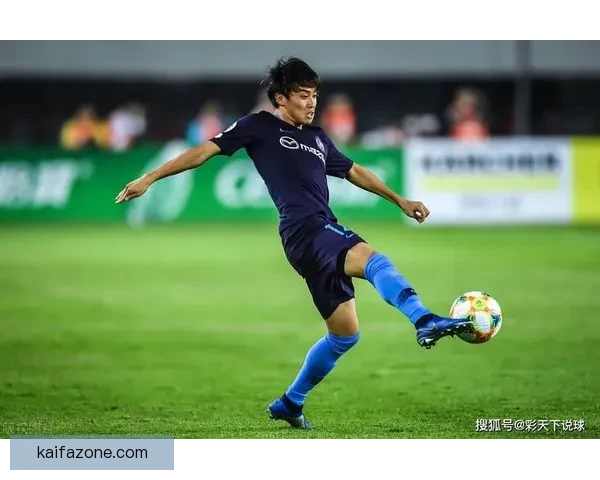 札幌冈萨多官方确认后卫内田瑞己右脚踝受伤已手术恢复期待定