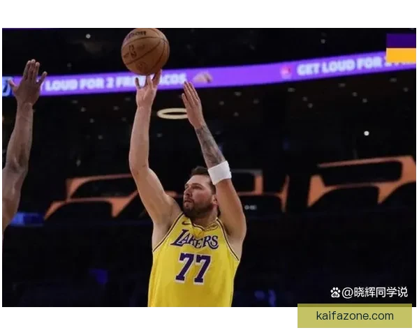 力压KD文班东契奇单月600分再夺大奖詹姆斯转发海报高调祝贺